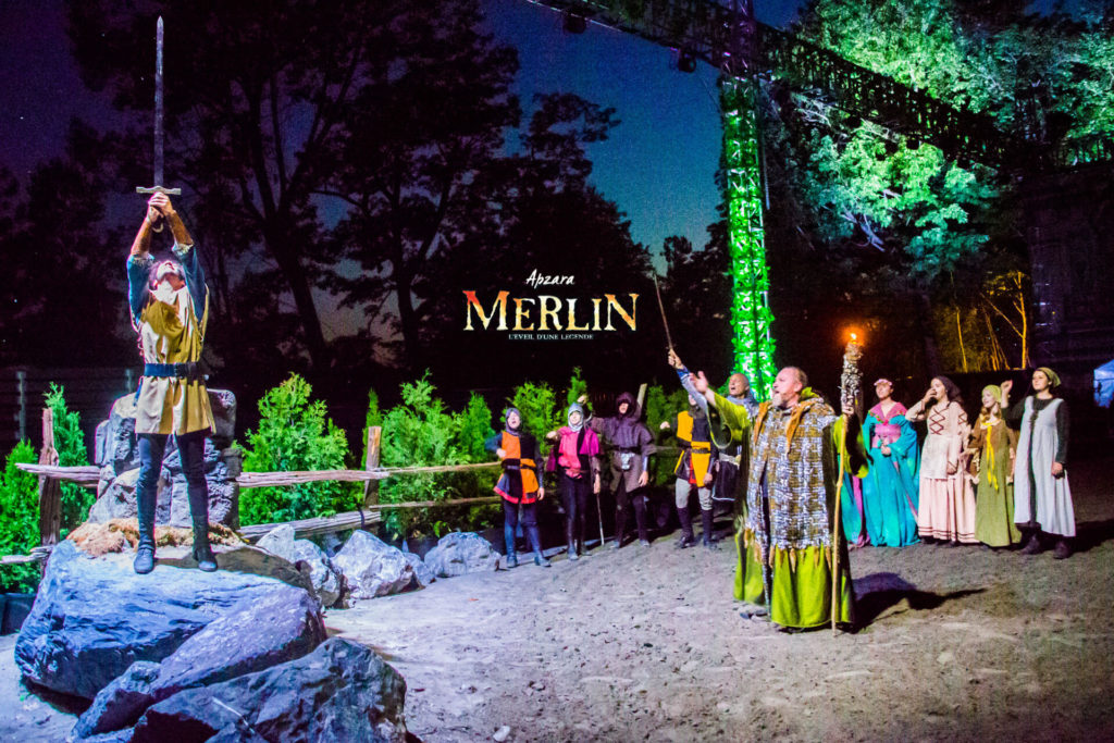 Merlin épée excalibur Apzara spectacle équestre 2019